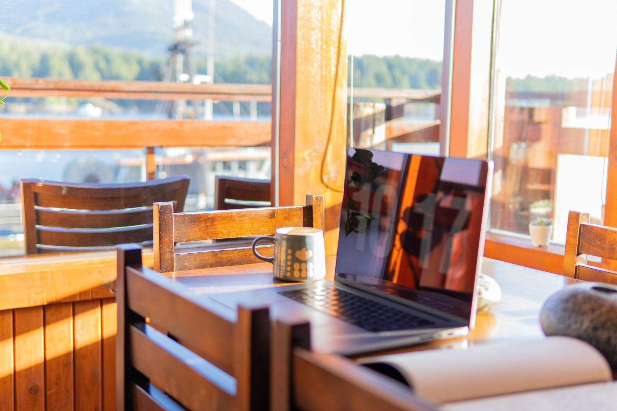 Waterfront Condo In Ucluelet Ngoại thất bức ảnh